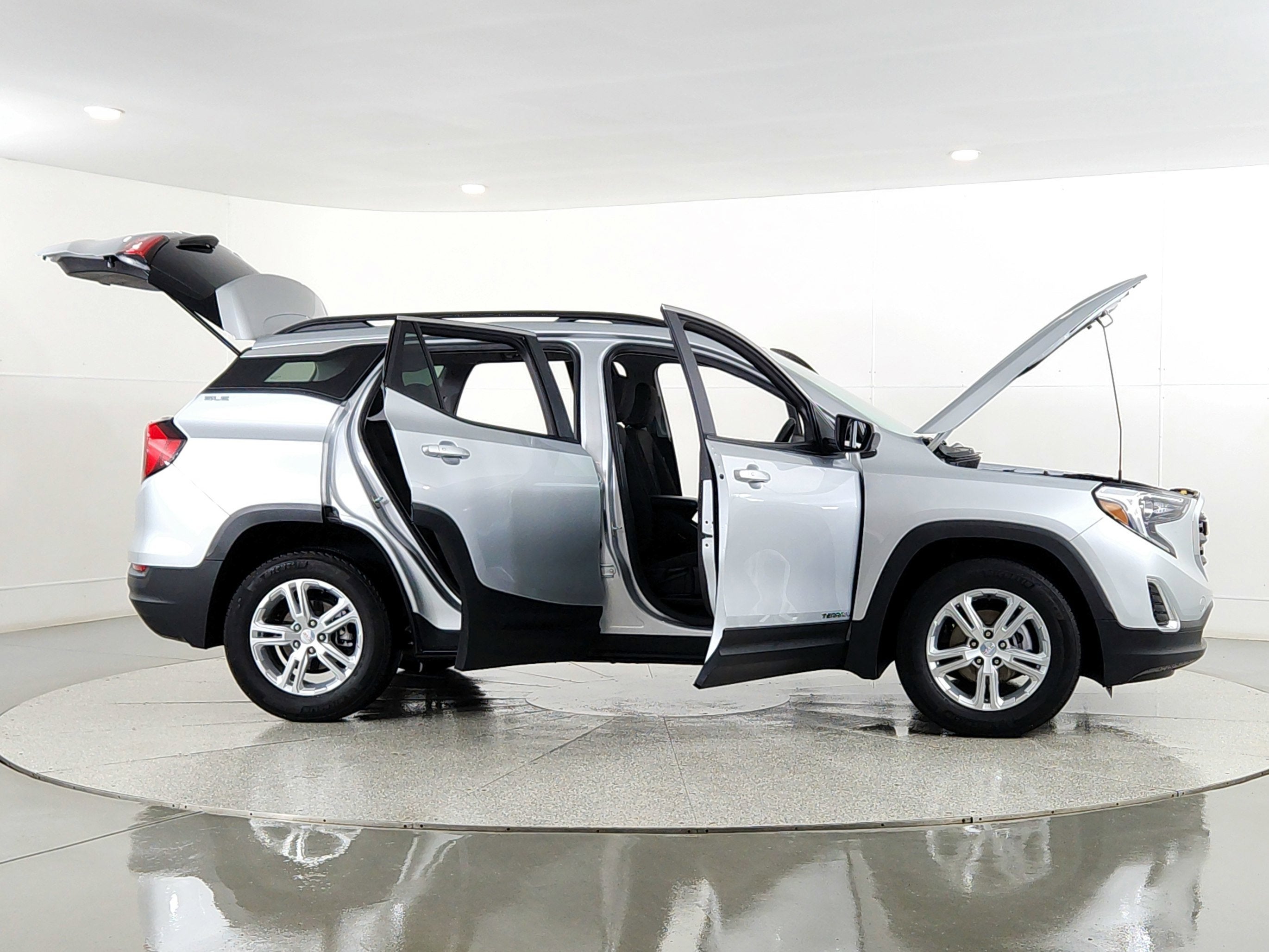 2021 GMC Terrain SLE