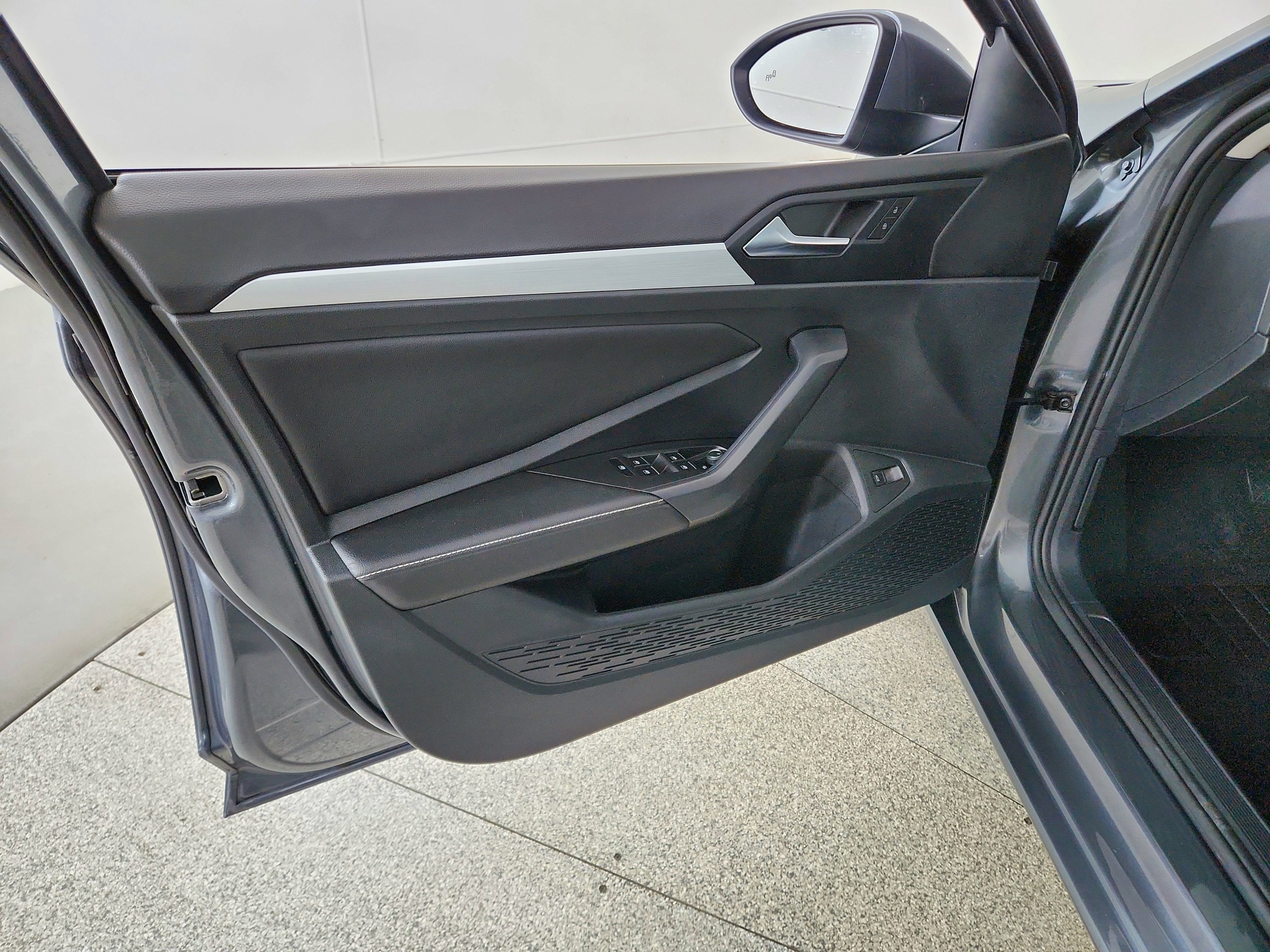 2025 Volkswagen Jetta S