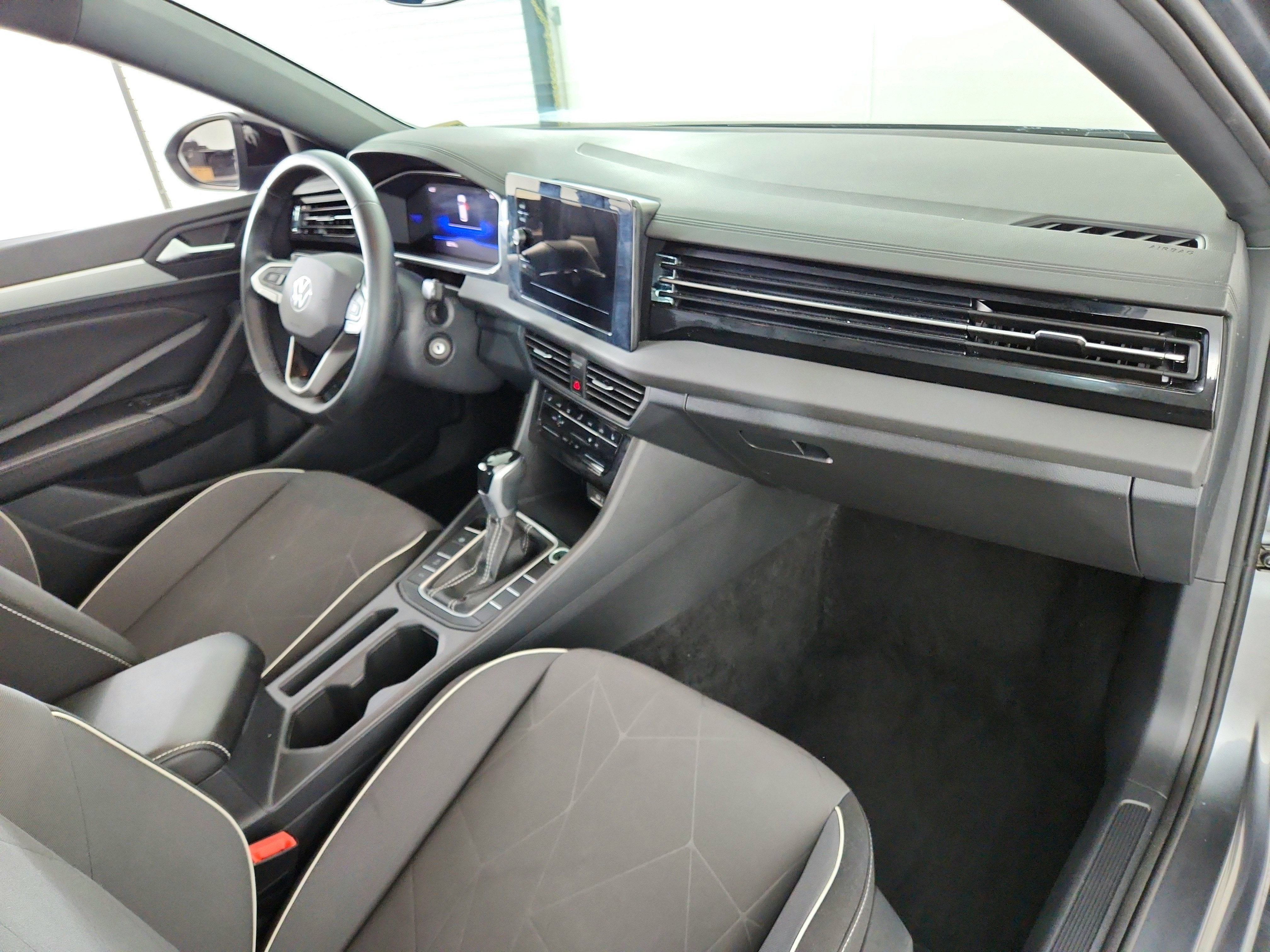 2025 Volkswagen Jetta Sport