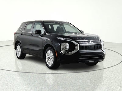 2023 Mitsubishi Outlander ES