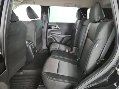 2023 Mitsubishi Outlander ES