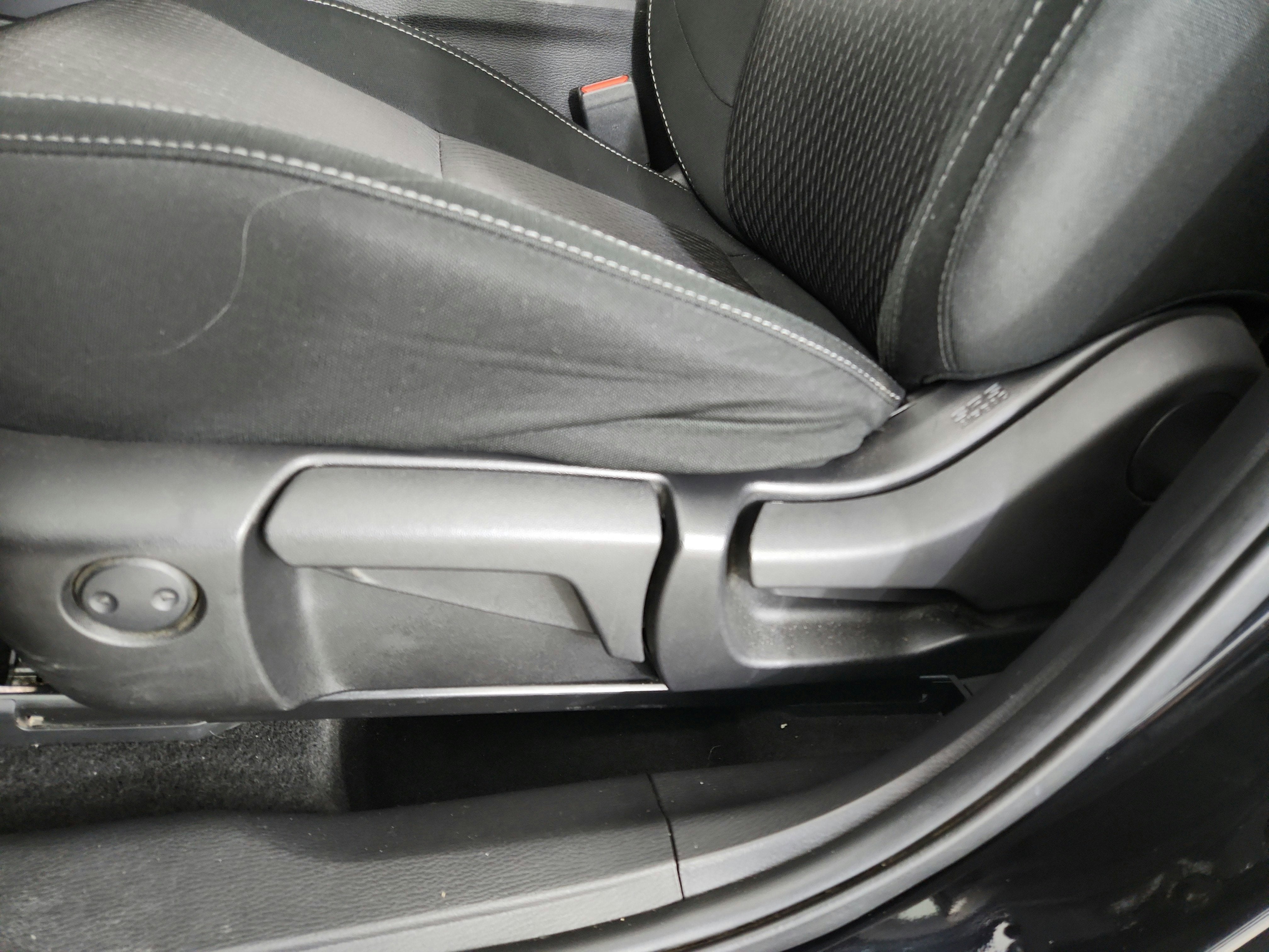2023 Mitsubishi Outlander ES