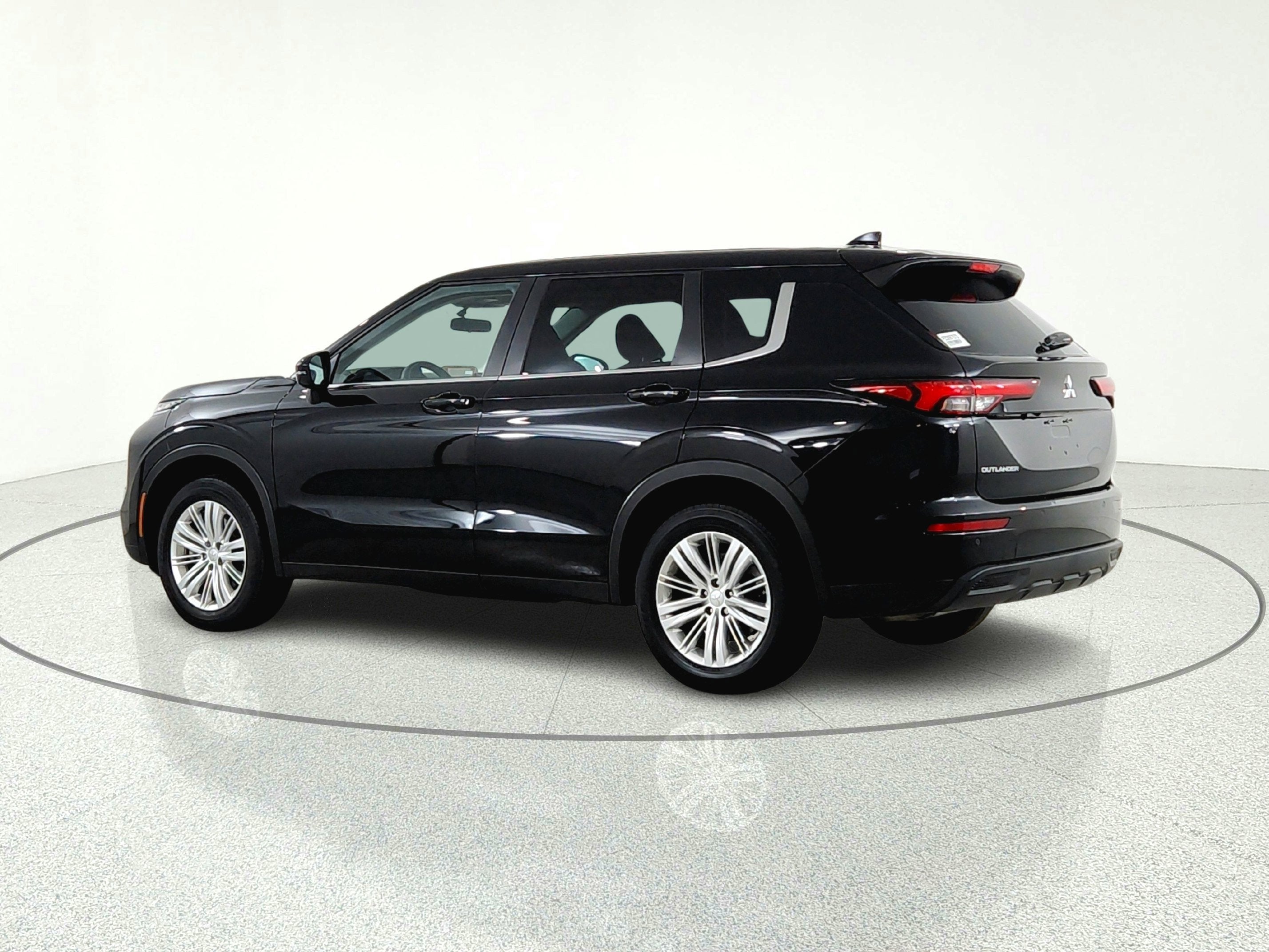 2023 Mitsubishi Outlander ES