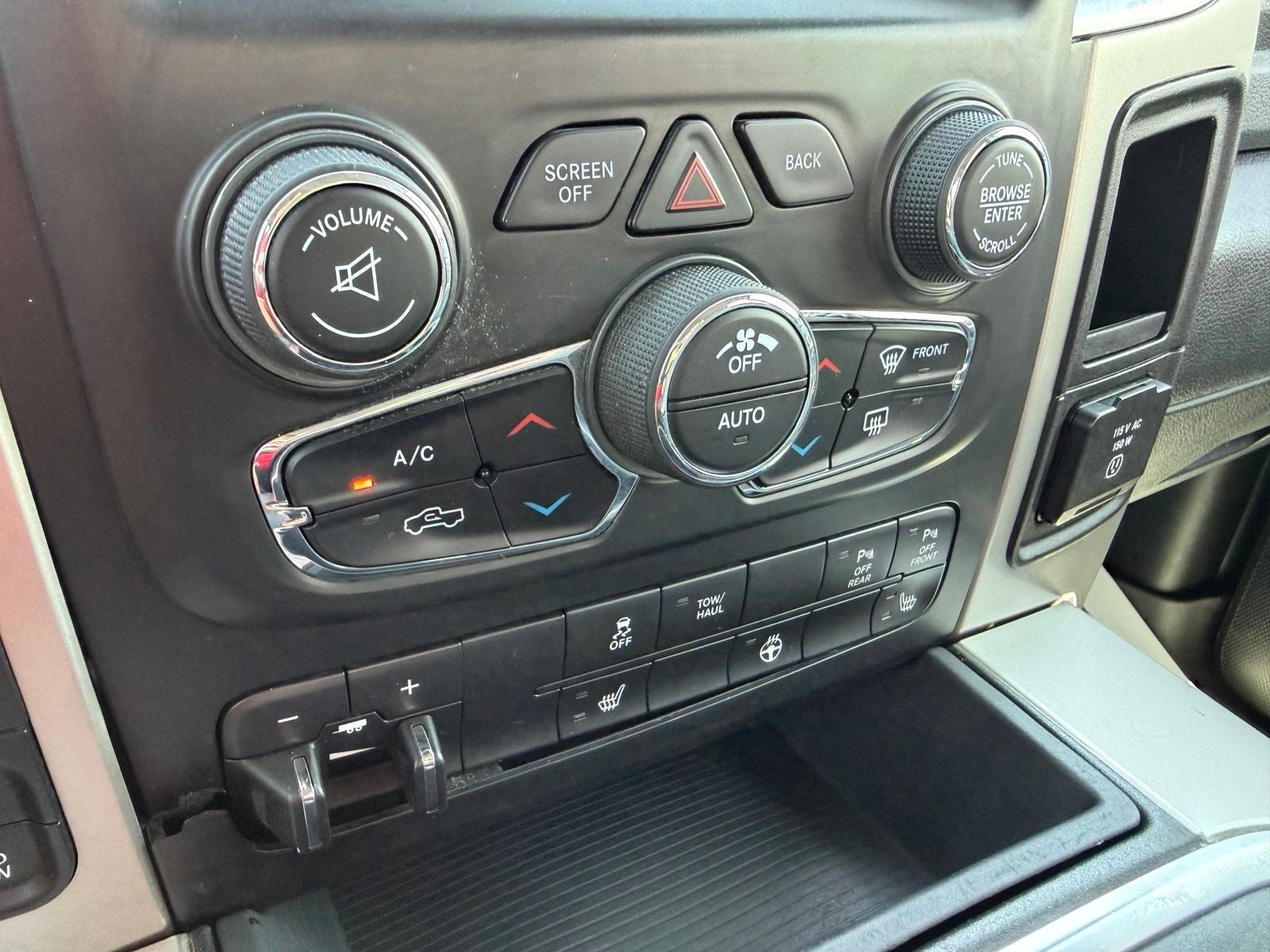 2018 RAM 1500 Big Horn