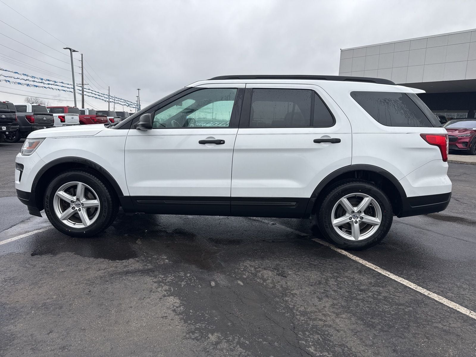 2018 Ford Explorer Base