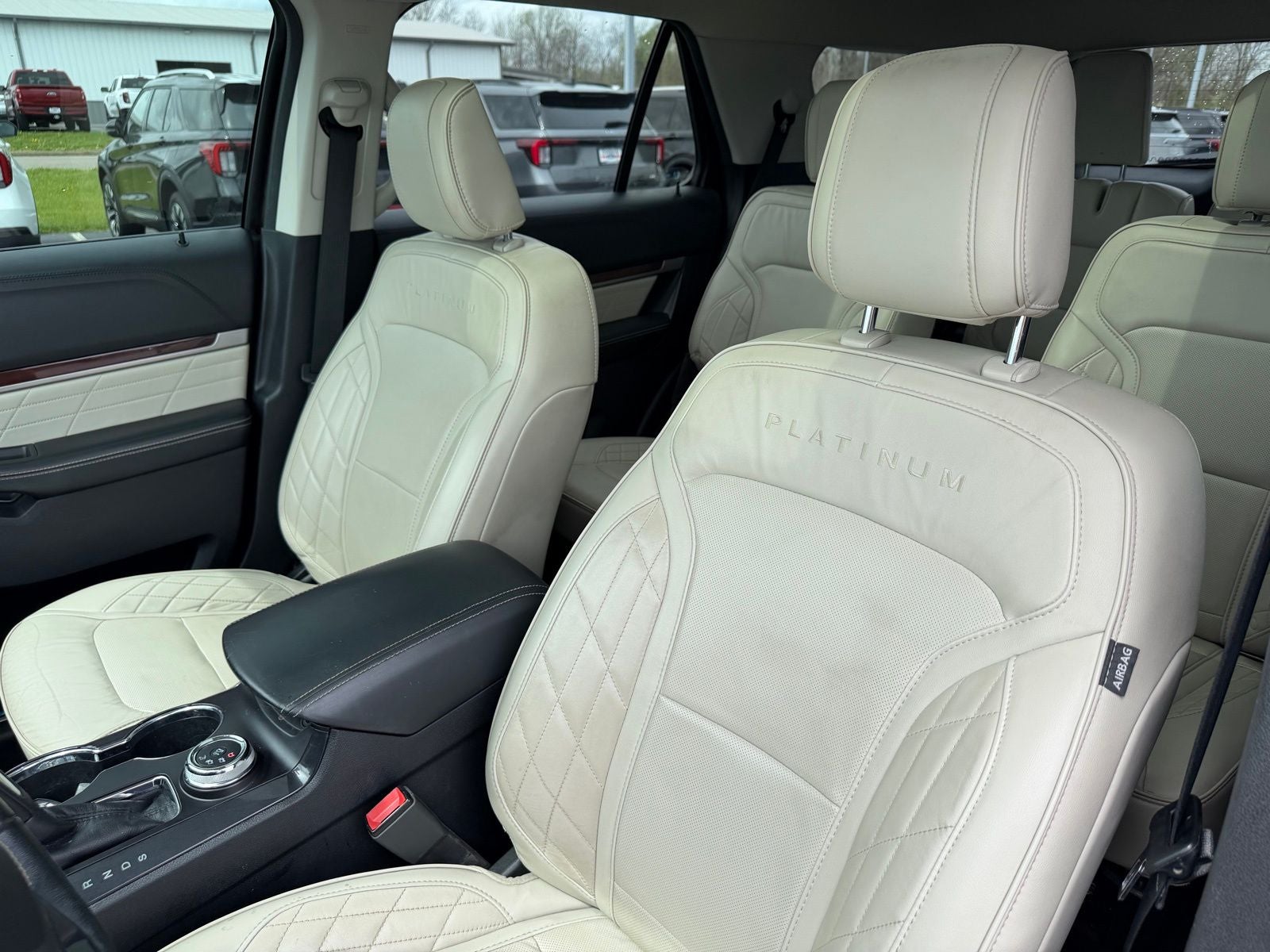 2019 Ford Explorer Platinum