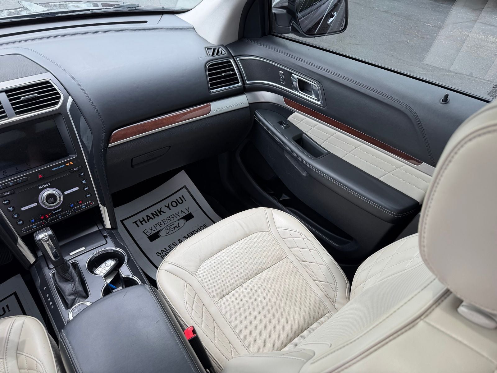 2019 Ford Explorer Platinum