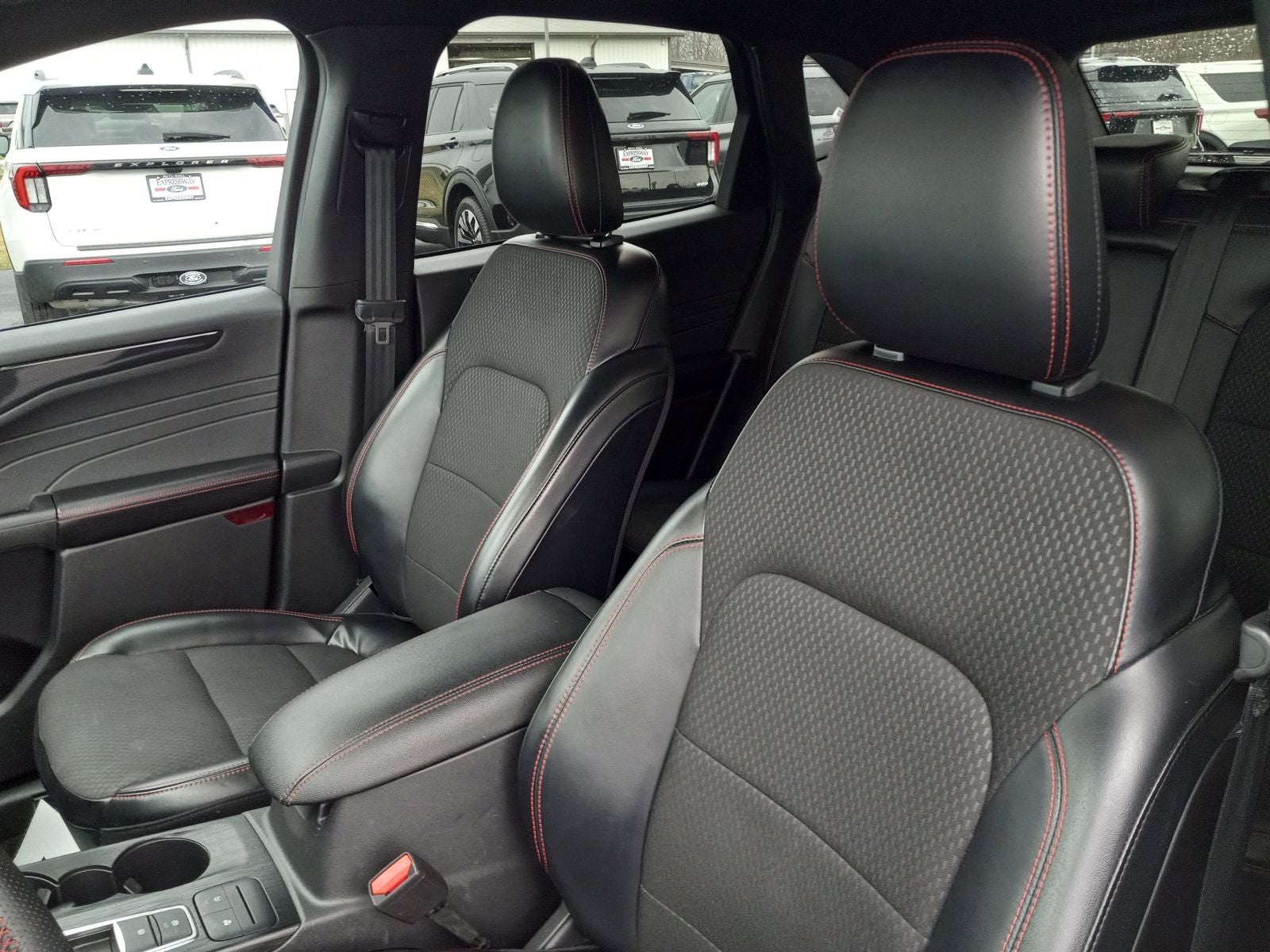 2024 Ford Escape ST-Line