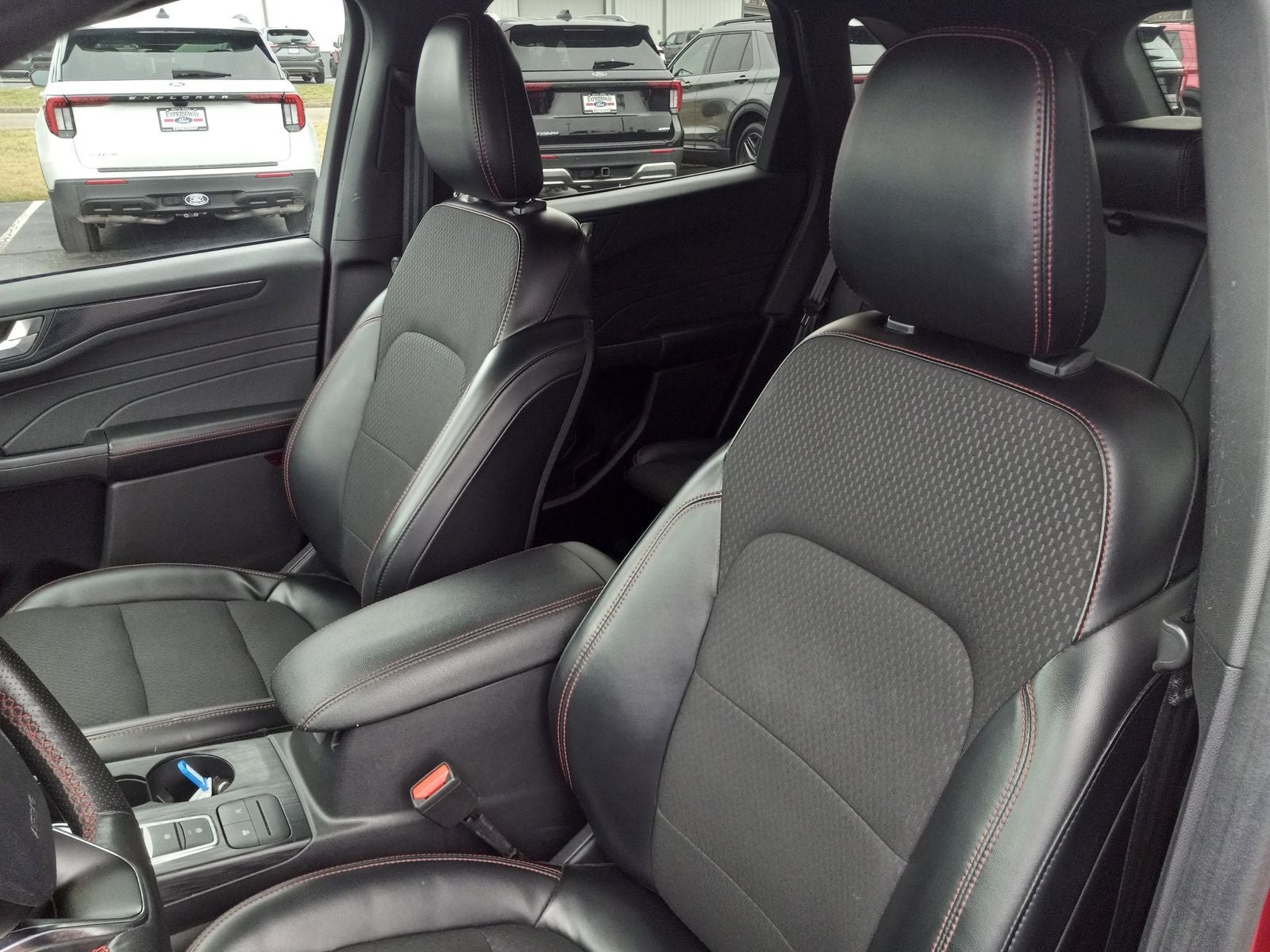 2024 Ford Escape ST-Line