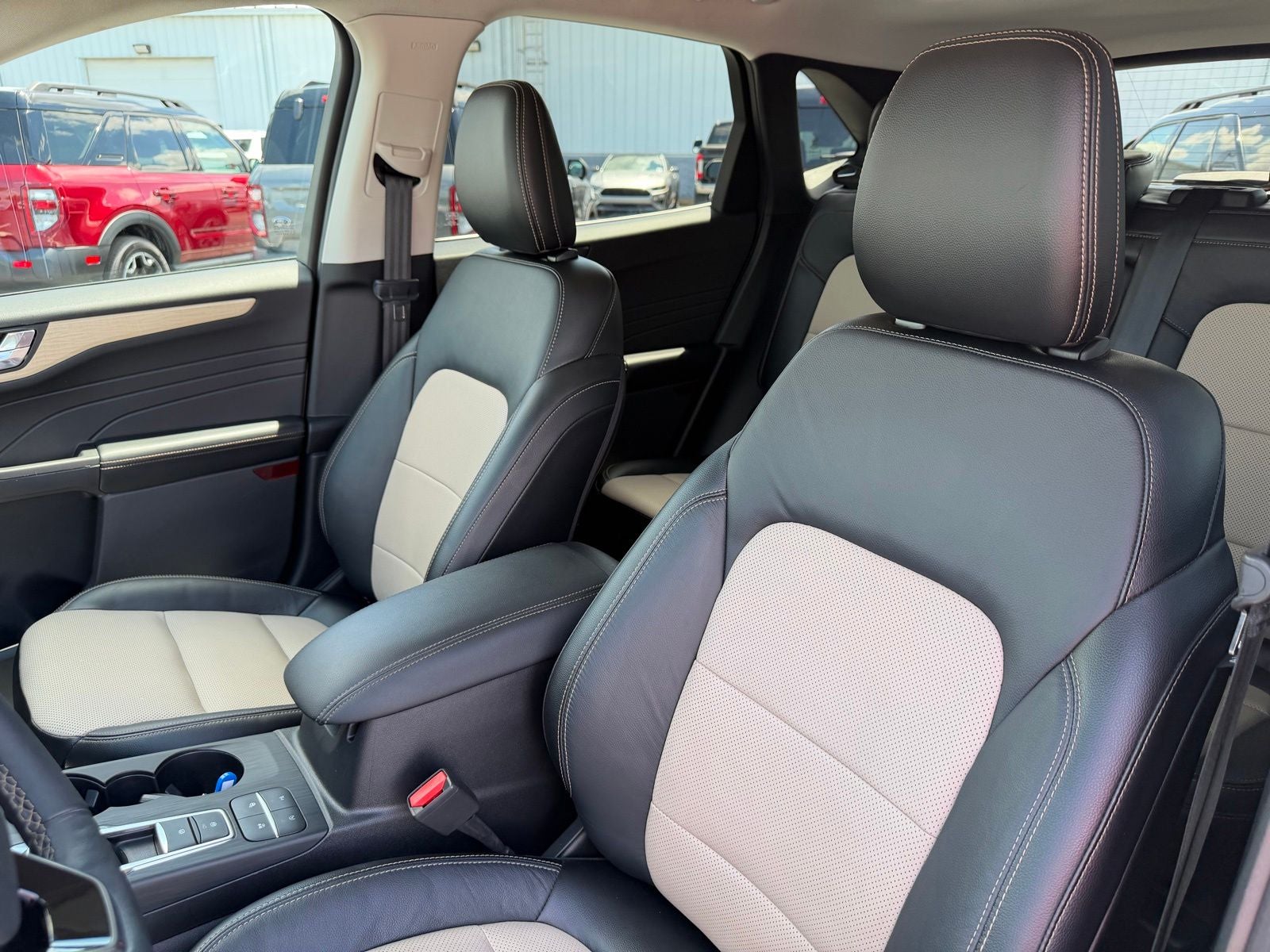 2021 Ford Escape Titanium