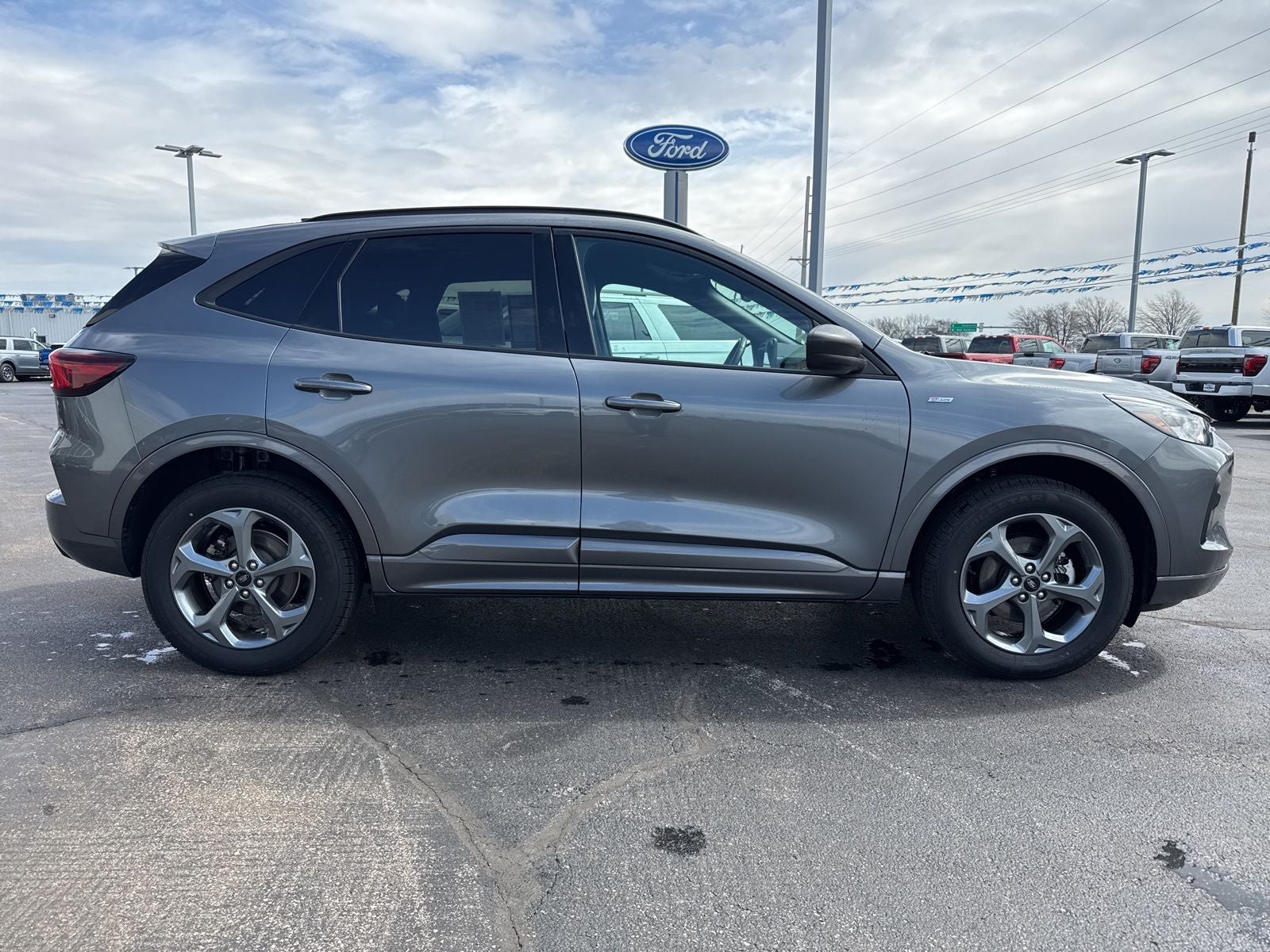 2024 Ford Escape ST-Line