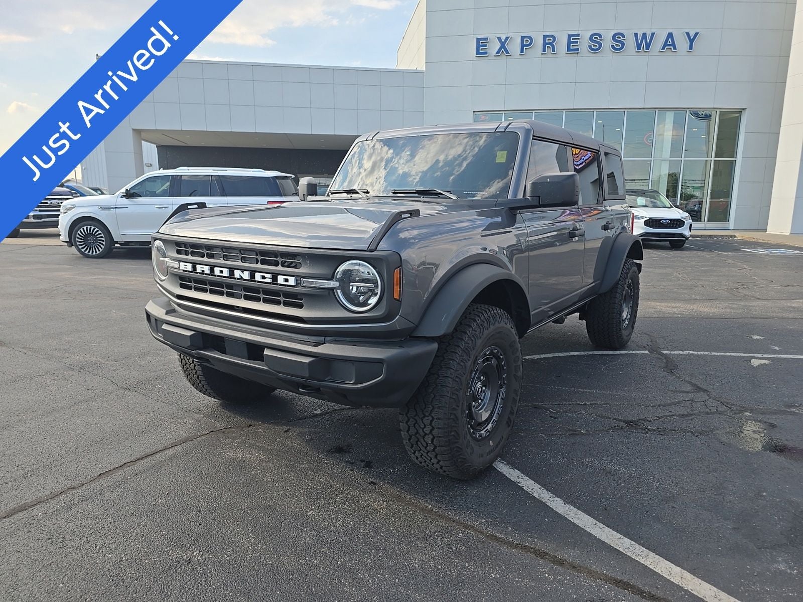 2025 Ford Bronco Base