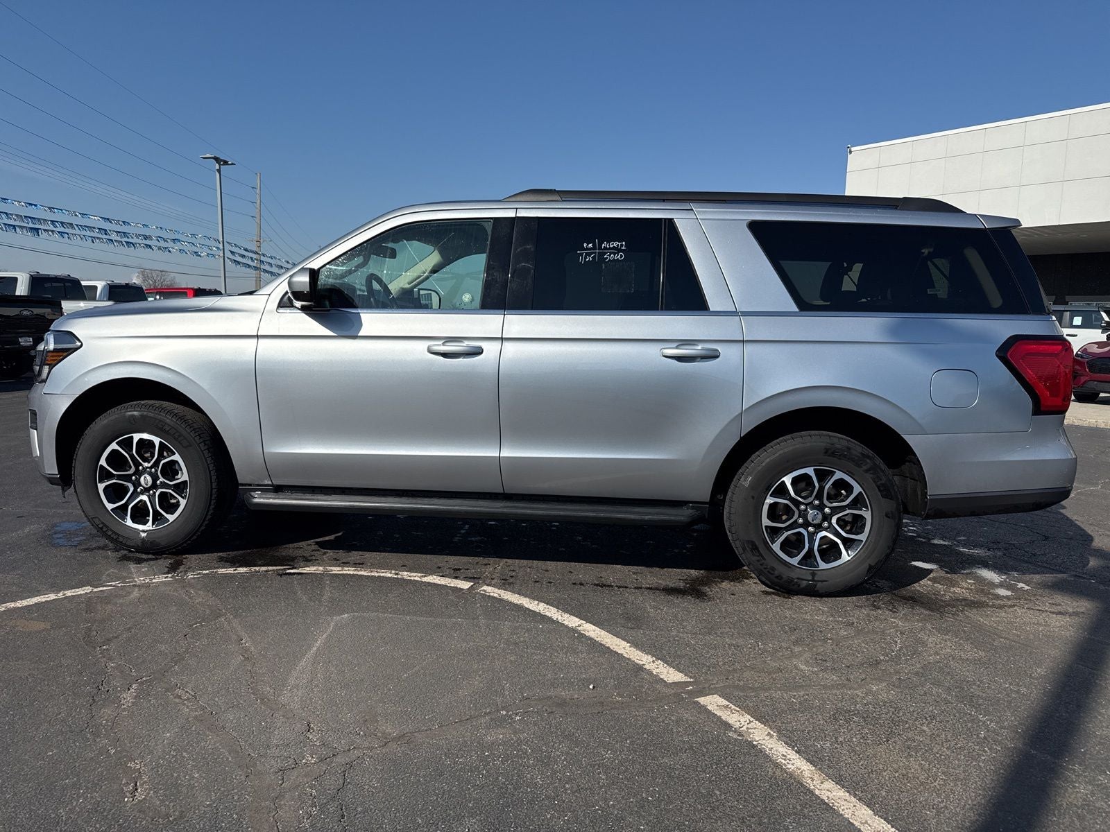 2024 Ford Expedition Max XLT