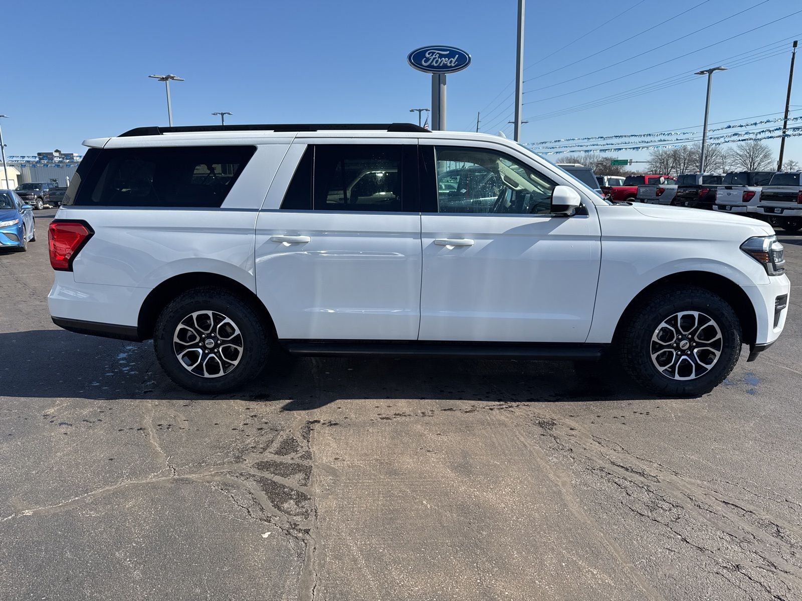 2024 Ford Expedition Max XLT