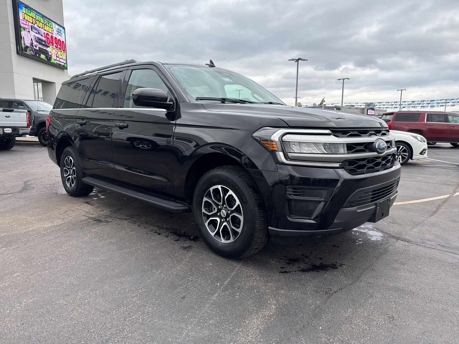 2024 Ford Expedition Max XLT