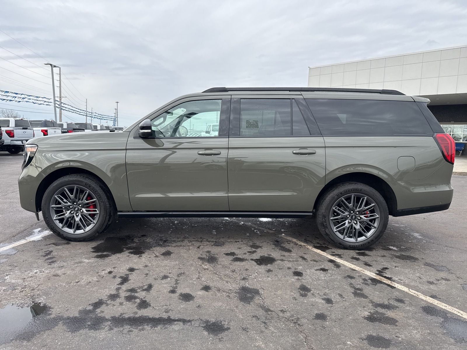 2025 Ford Expedition Max Platinum