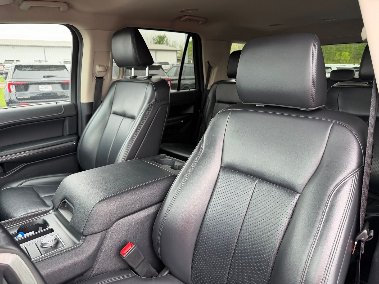 2023 Ford Expedition XLT