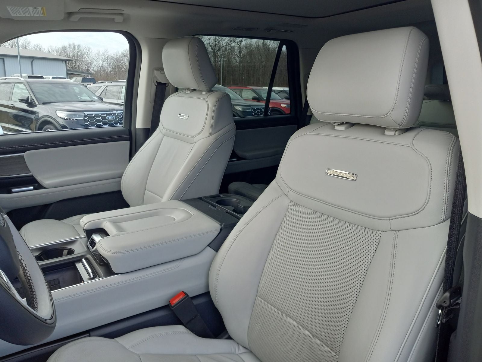 2025 Ford Expedition Platinum