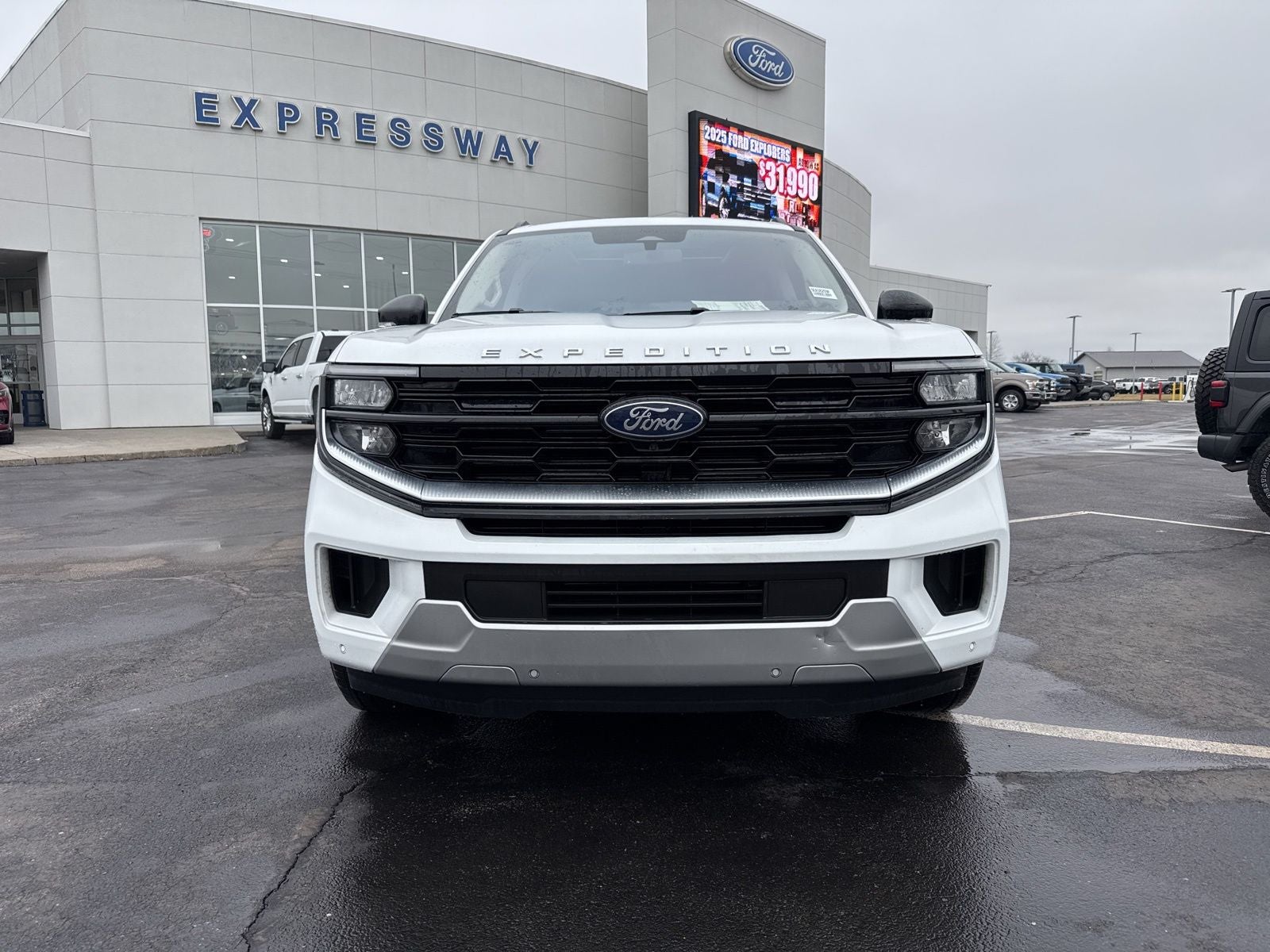 2025 Ford Expedition Platinum