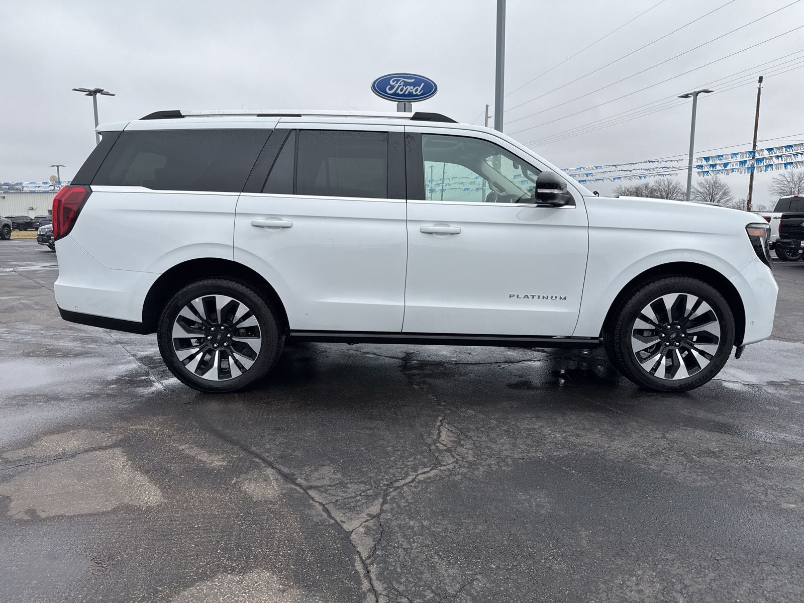 2025 Ford Expedition Platinum