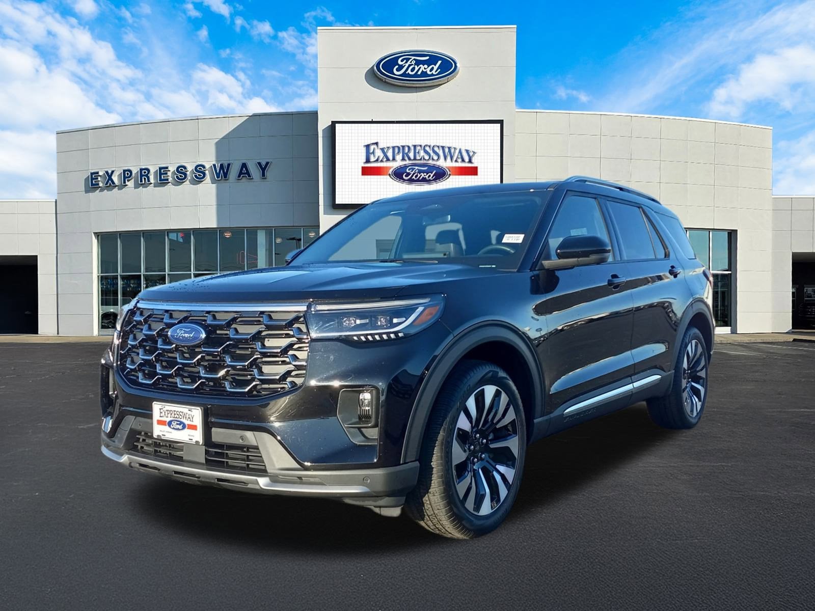 2025 Ford Explorer Platinum