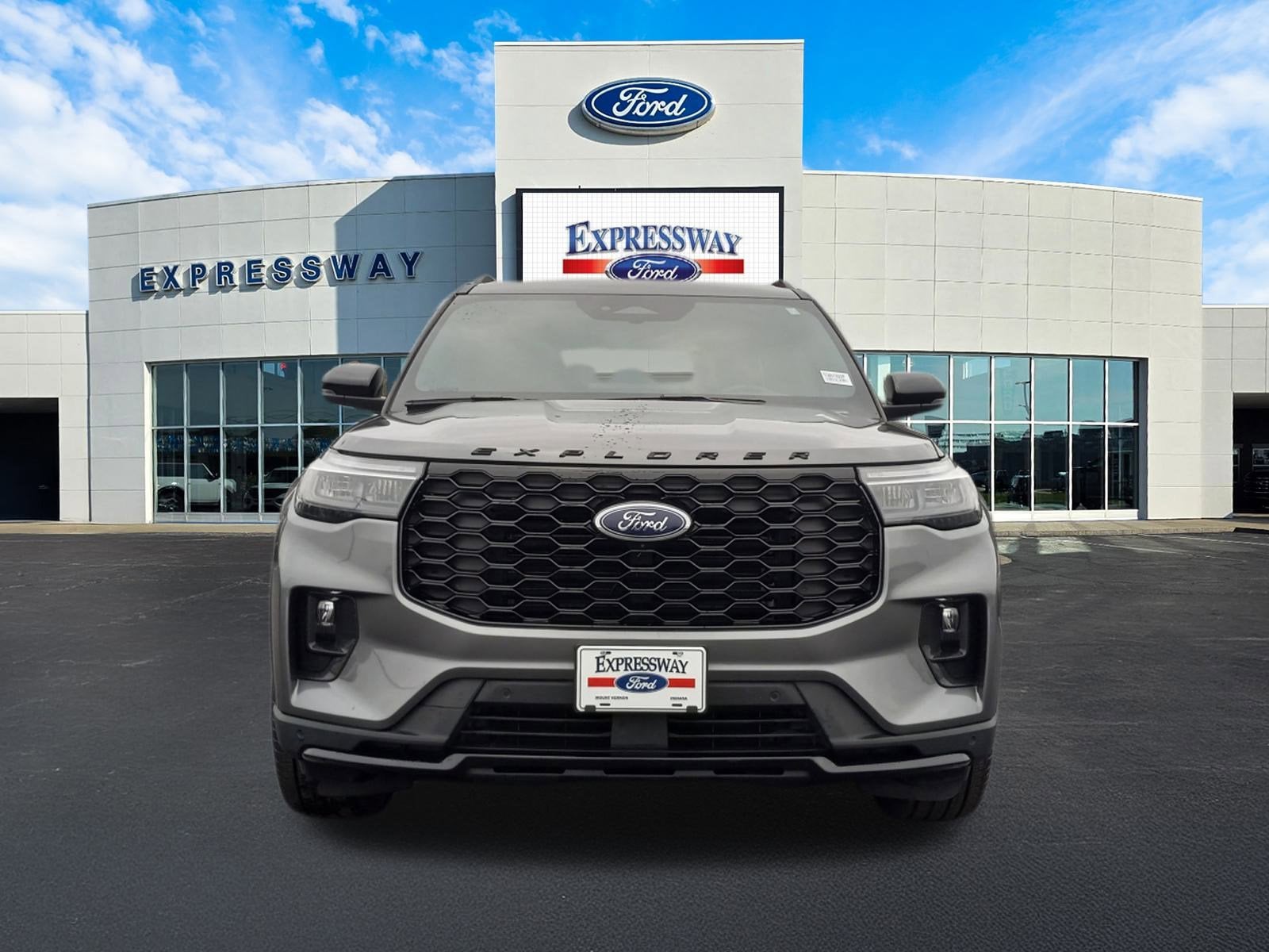 2025 Ford Explorer ST-Line
