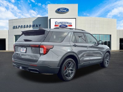 2025 Ford Explorer ST-Line