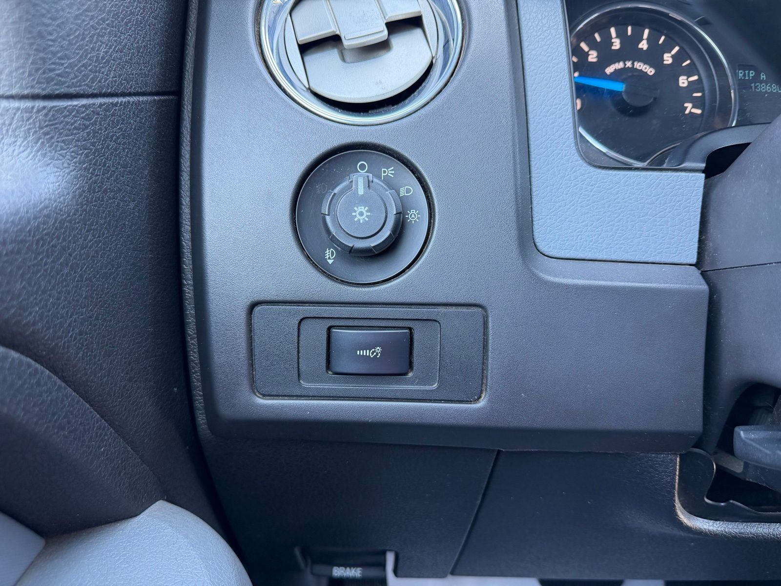 2013 Ford F-150 2WD SuperCrew 145" XLT