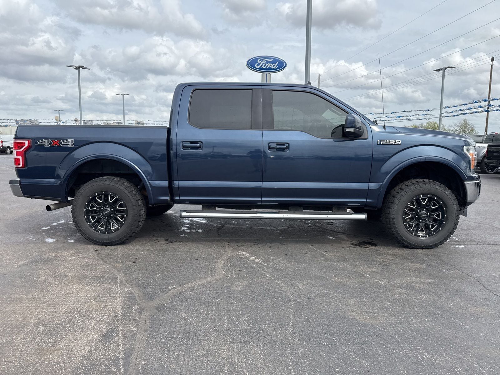 2019 Ford F-150 LARIAT 4WD SuperCrew 5.5' Box