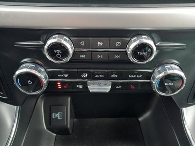 2023 Ford F-150 XLT 4WD SuperCrew 5.5' Box