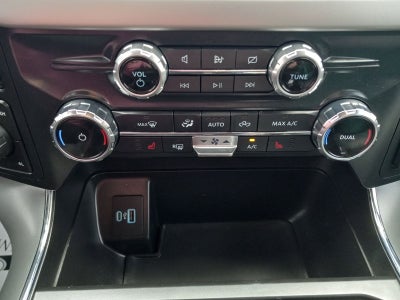 2022 Ford F-150 XLT 4WD SuperCrew 5.5' Box