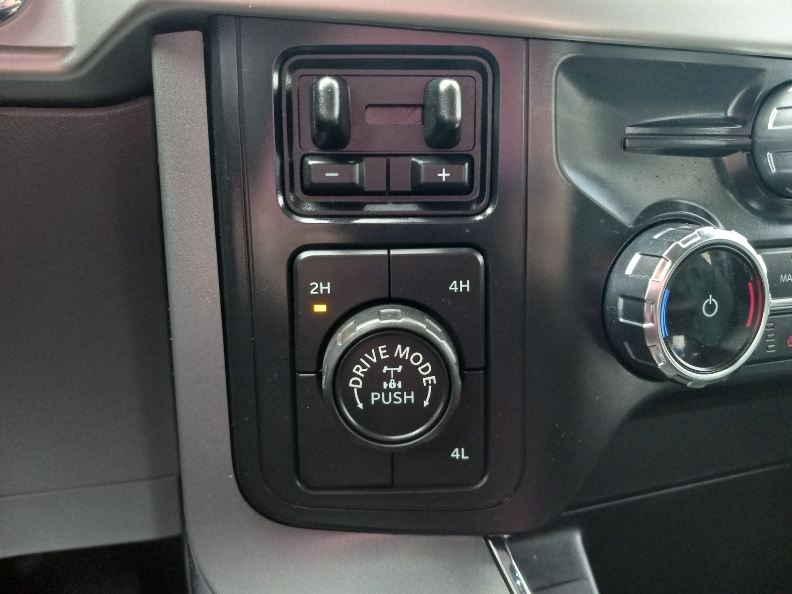 2022 Ford F-150 XLT 4WD SuperCrew 5.5' Box