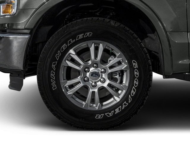 2016 Ford F-150 4WD SuperCrew 145" Lariat