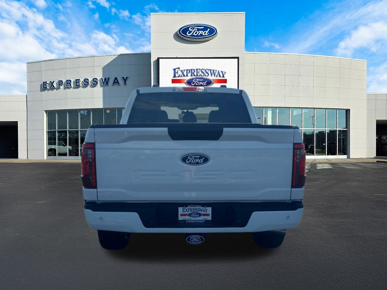 2025 Ford F-150 STX 2WD SuperCrew 5.5' Box