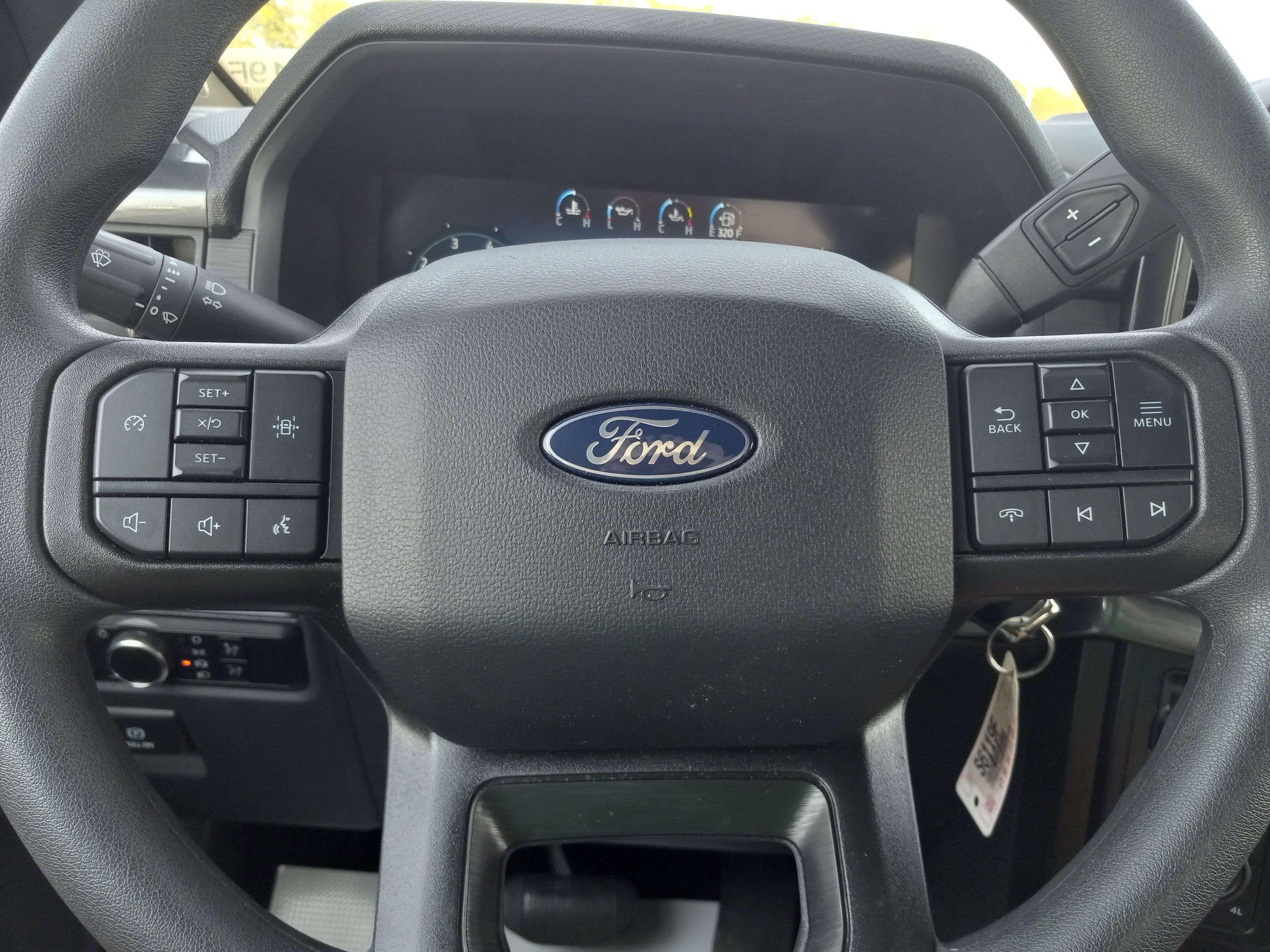 2025 Ford F-150 STX 4WD SuperCrew 5.5' Box