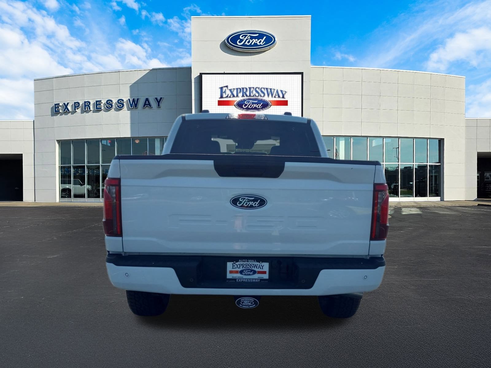 2025 Ford F-150 STX 4WD SuperCrew 5.5' Box