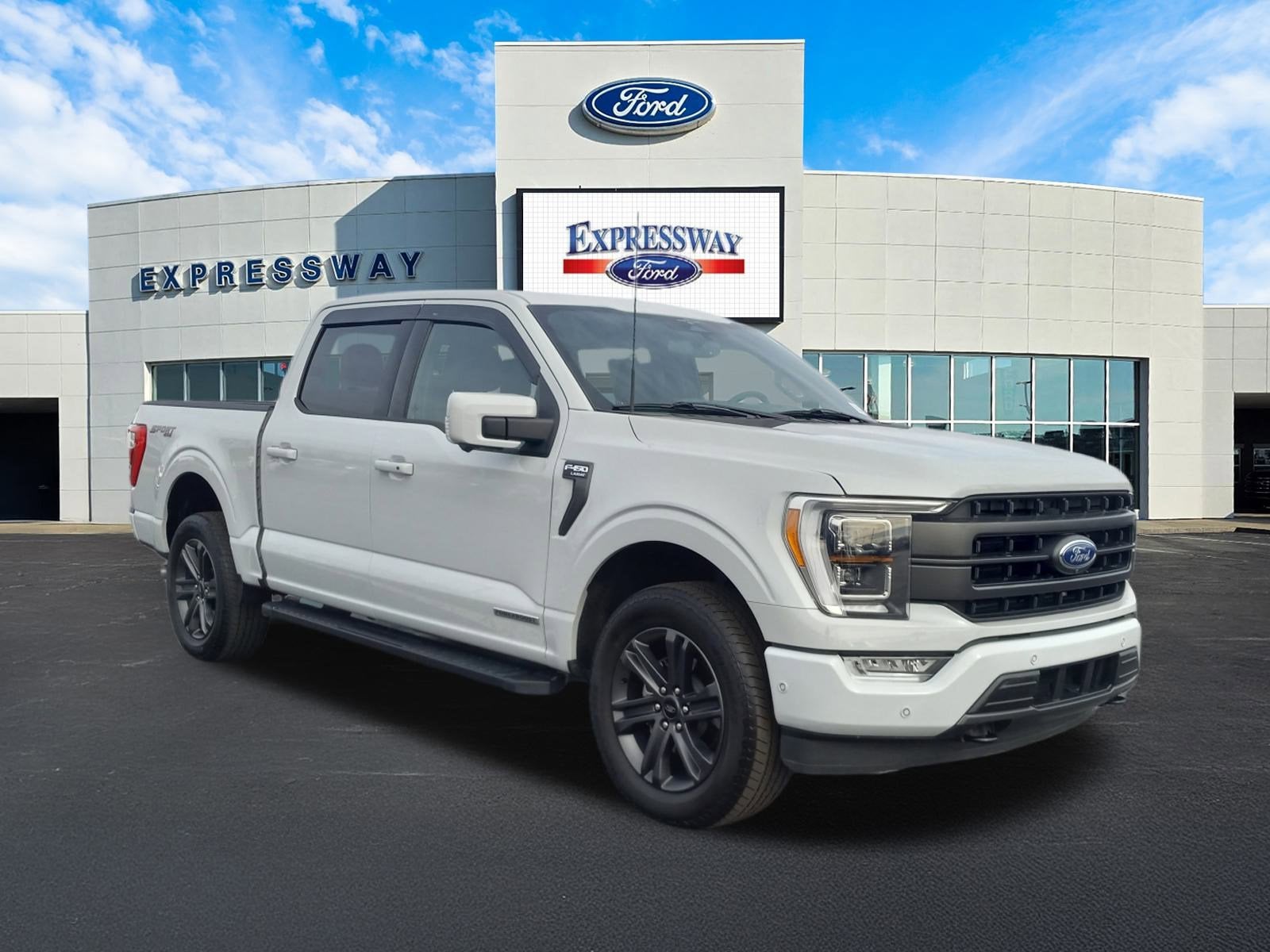 2023 Ford F-150 LARIAT 4WD SuperCrew 5.5' Box