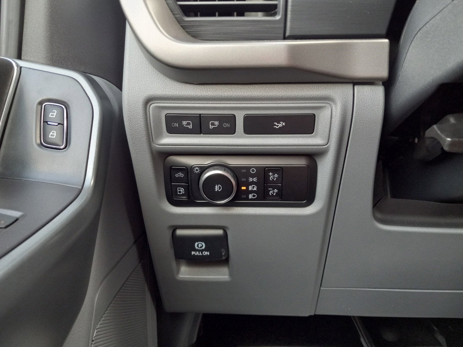 2024 Ford F-150 XLT 4WD SuperCrew 5.5' Box