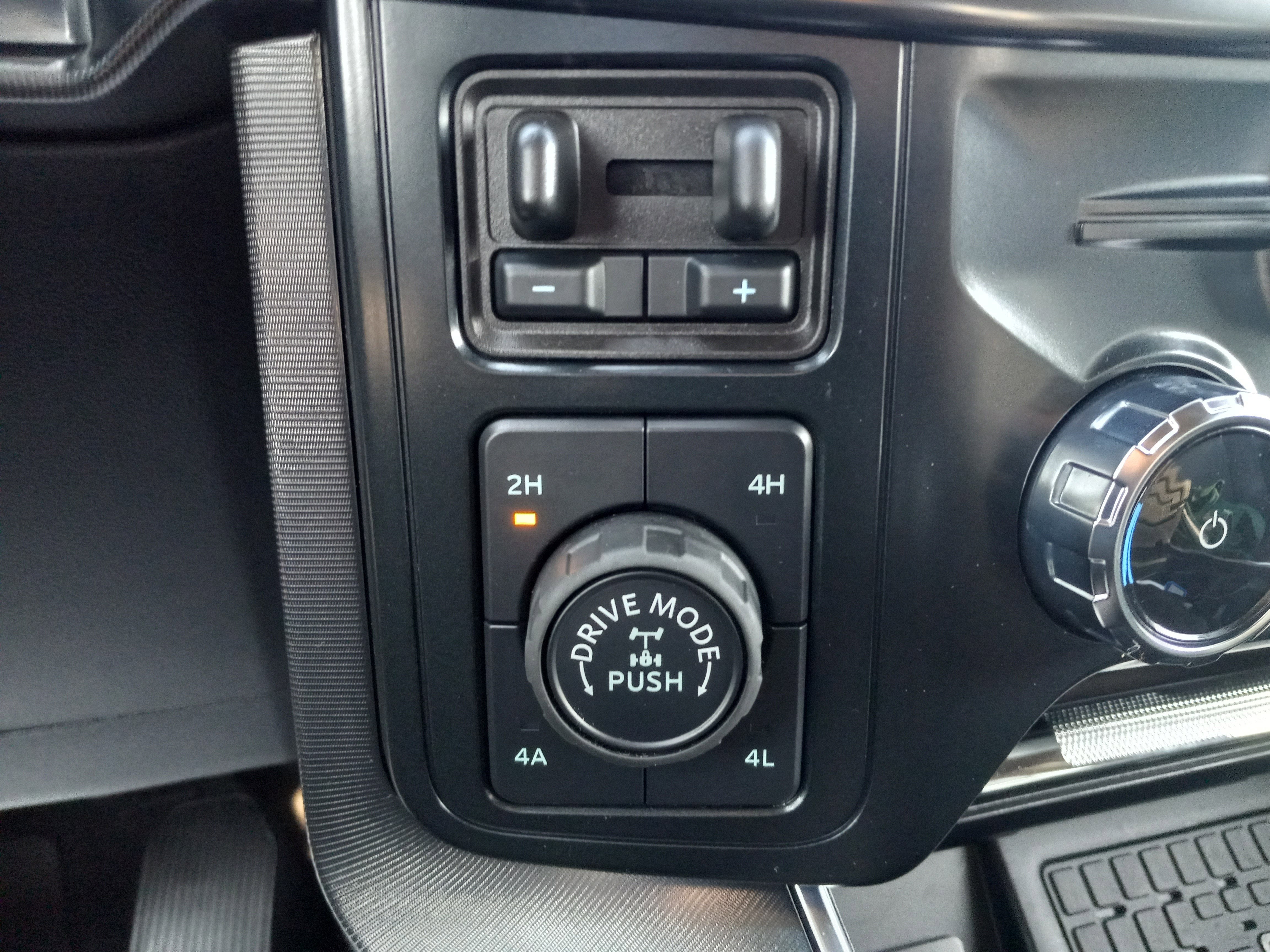 2025 Ford F-150 Platinum 4WD SuperCrew 5.5' Box