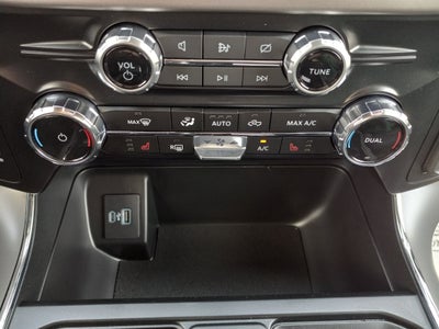 2024 Ford F-150 Lightning XLT 4WD SuperCrew 5.5' Box