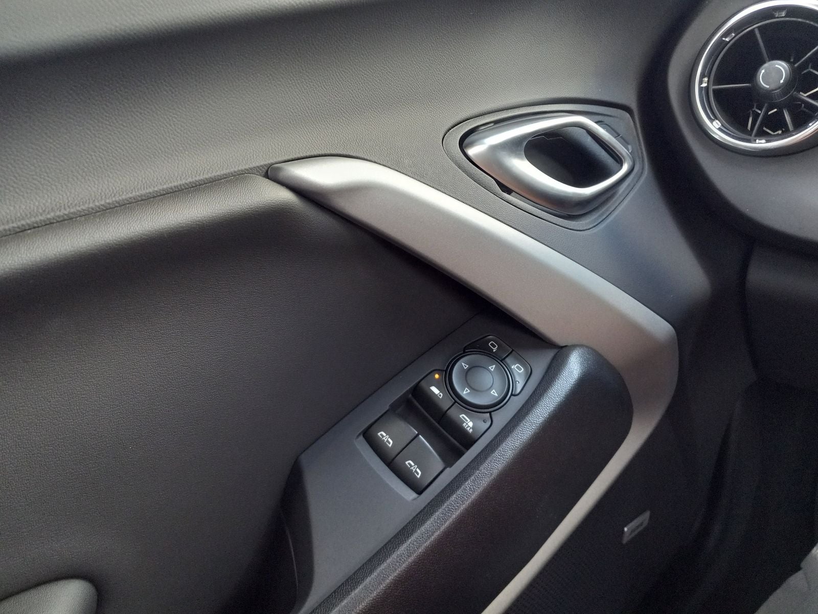 2023 Chevrolet Camaro LT1