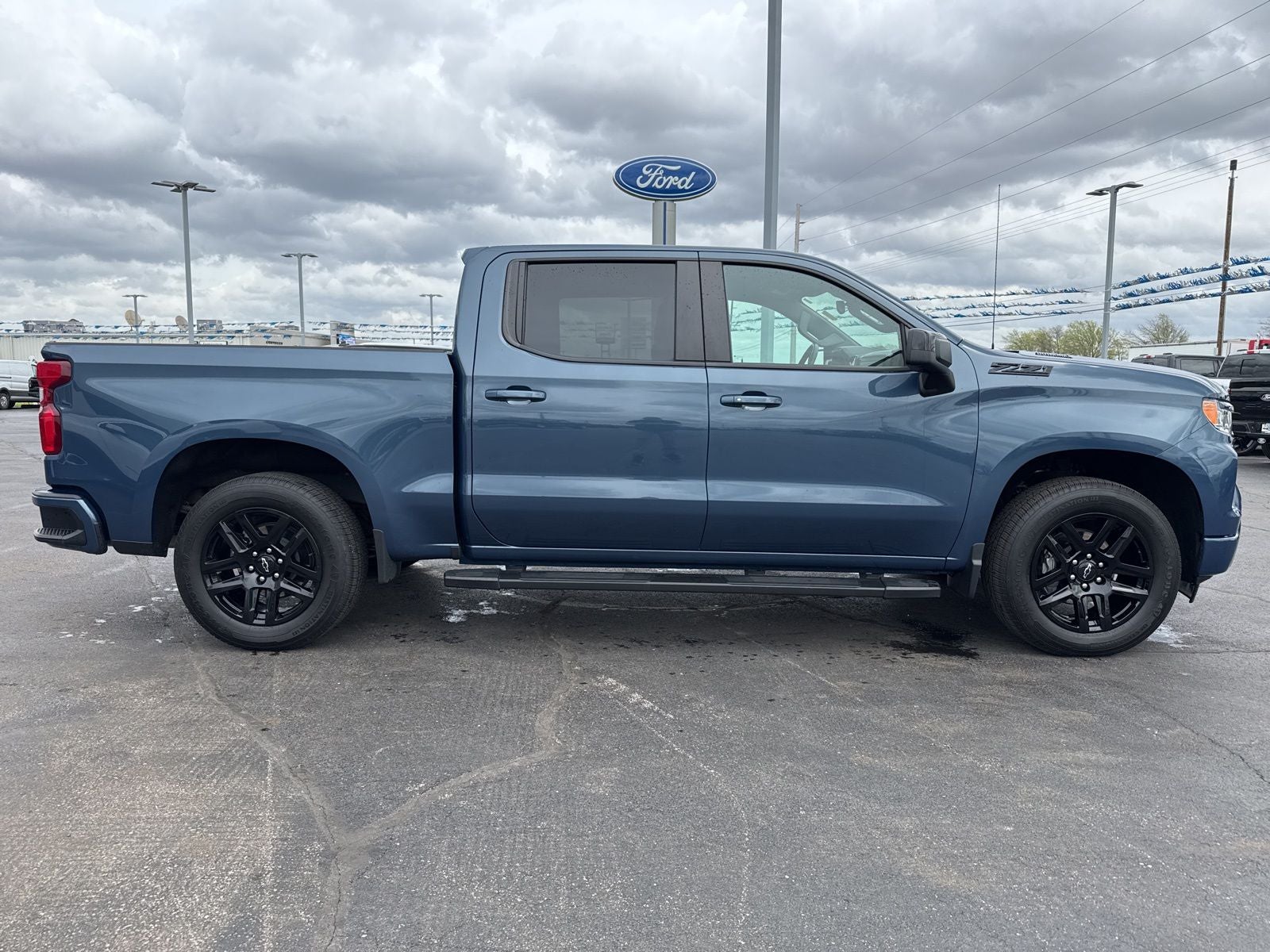 2024 Chevrolet Silverado 1500 RST