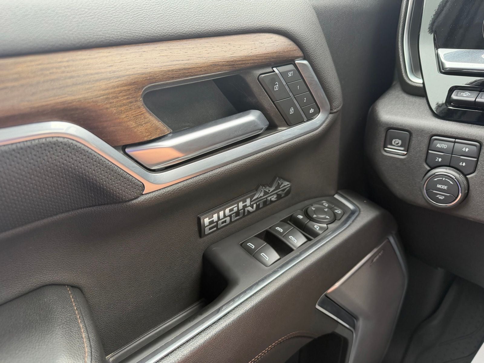 2022 Chevrolet Silverado 1500 High Country