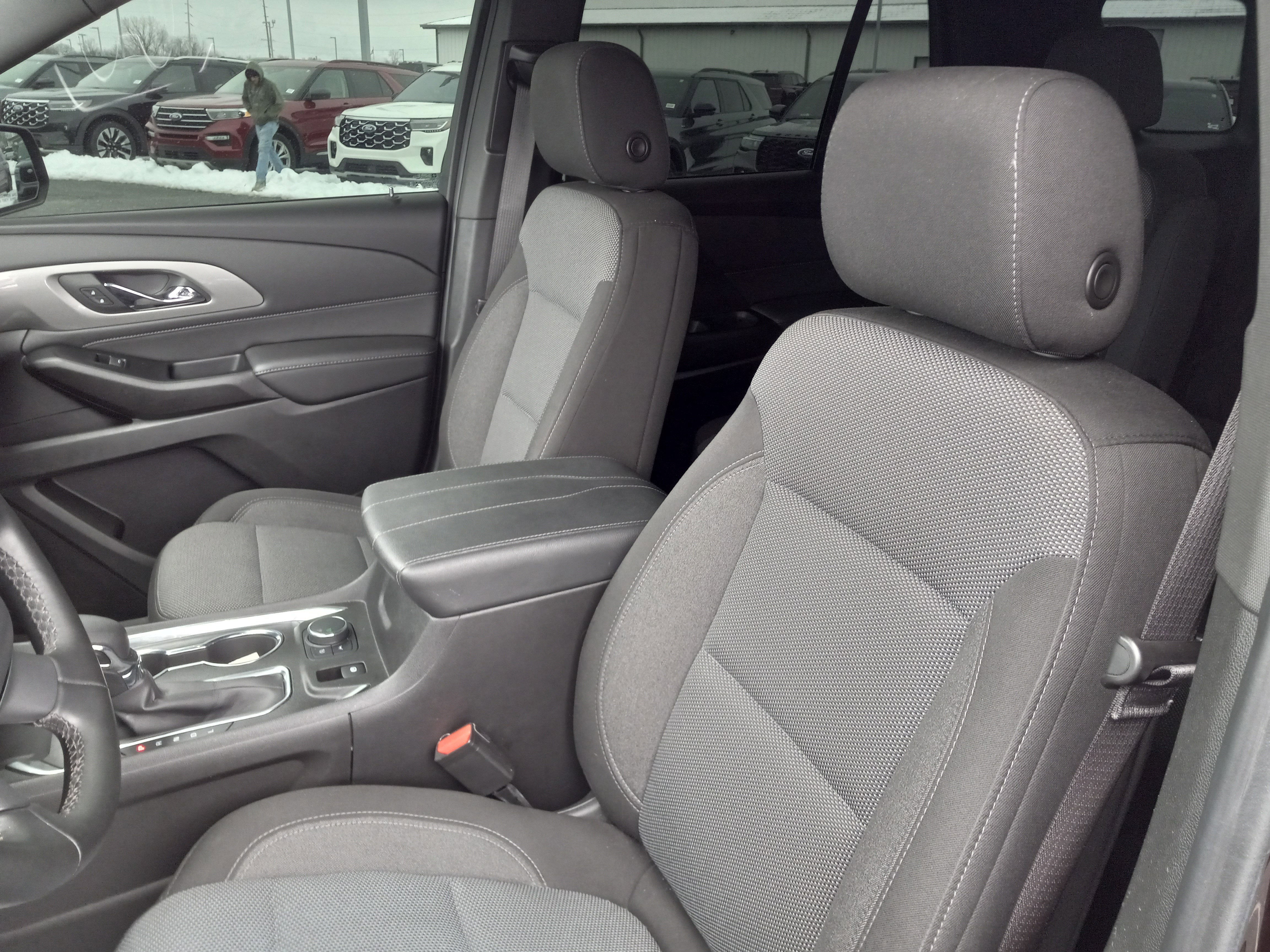 2023 Chevrolet Traverse LT