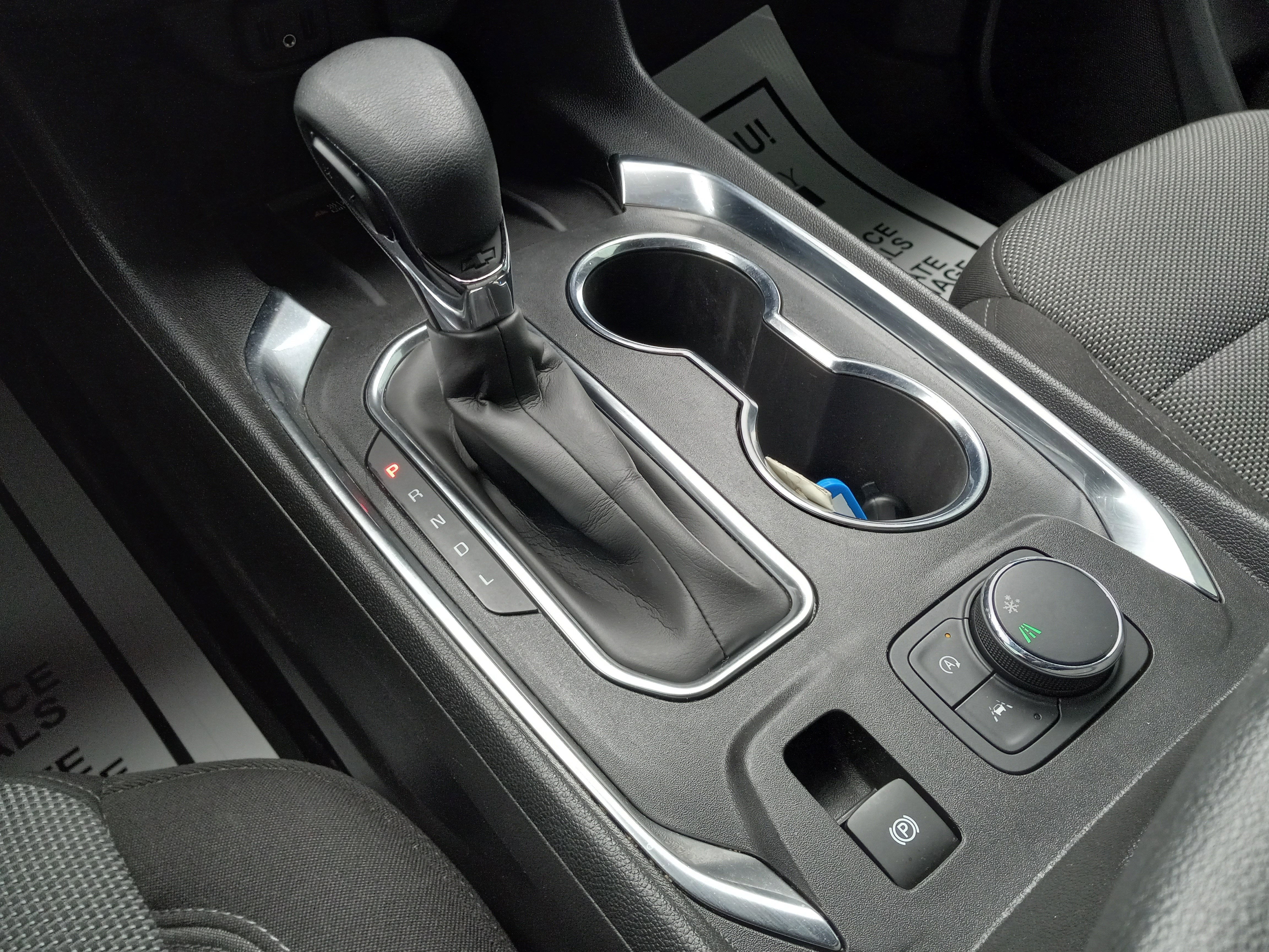 2023 Chevrolet Traverse LT