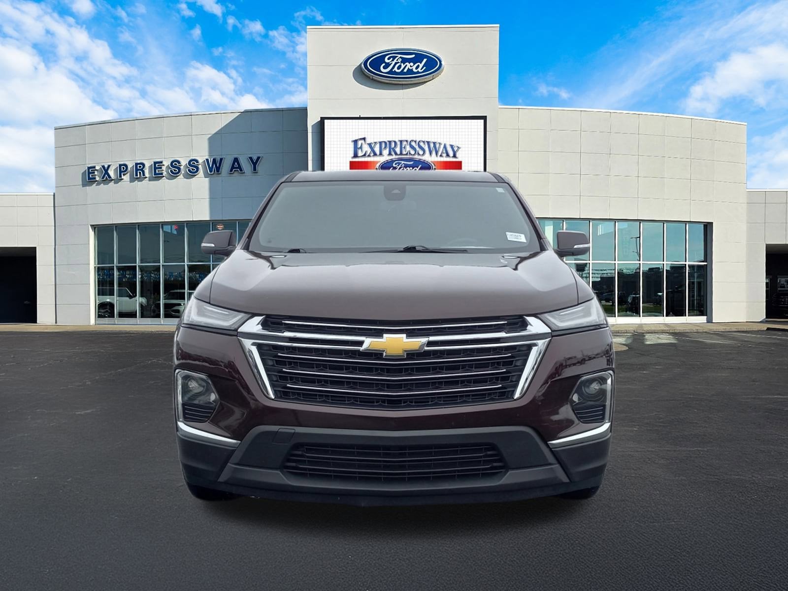 2023 Chevrolet Traverse LT