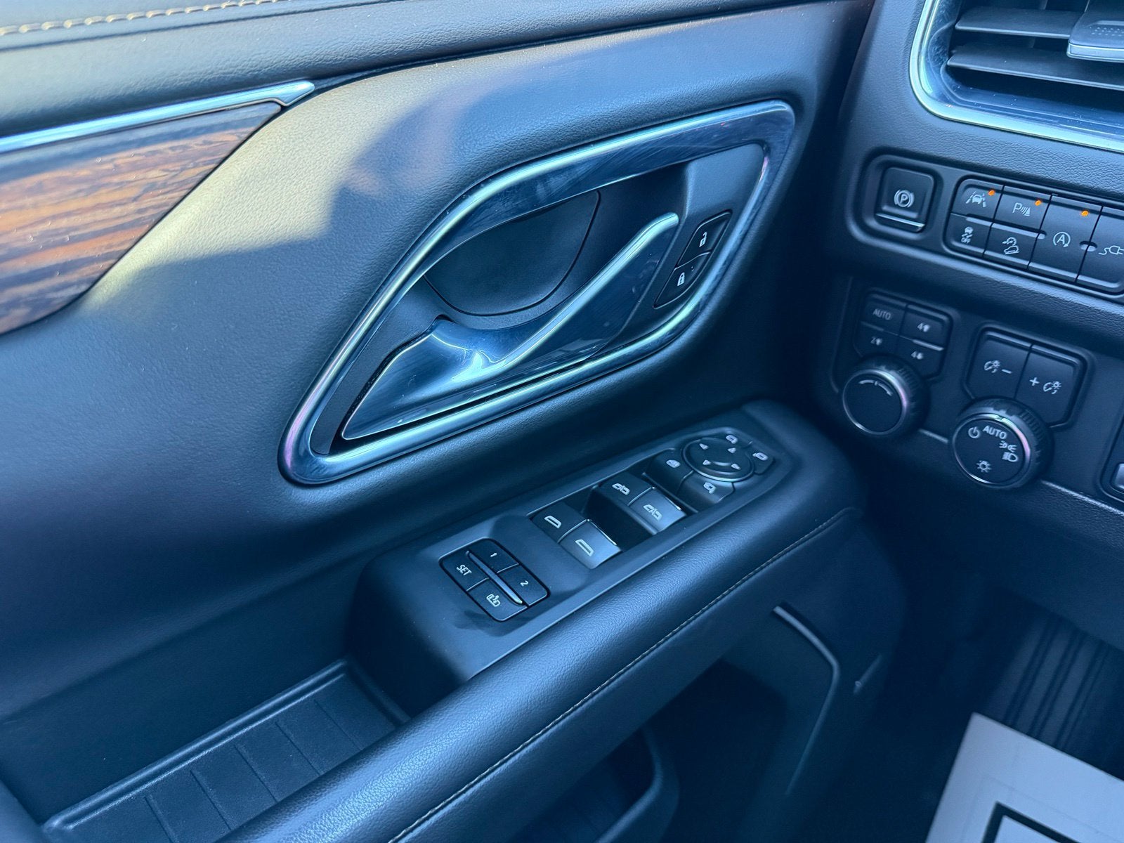 2021 Chevrolet Suburban High Country