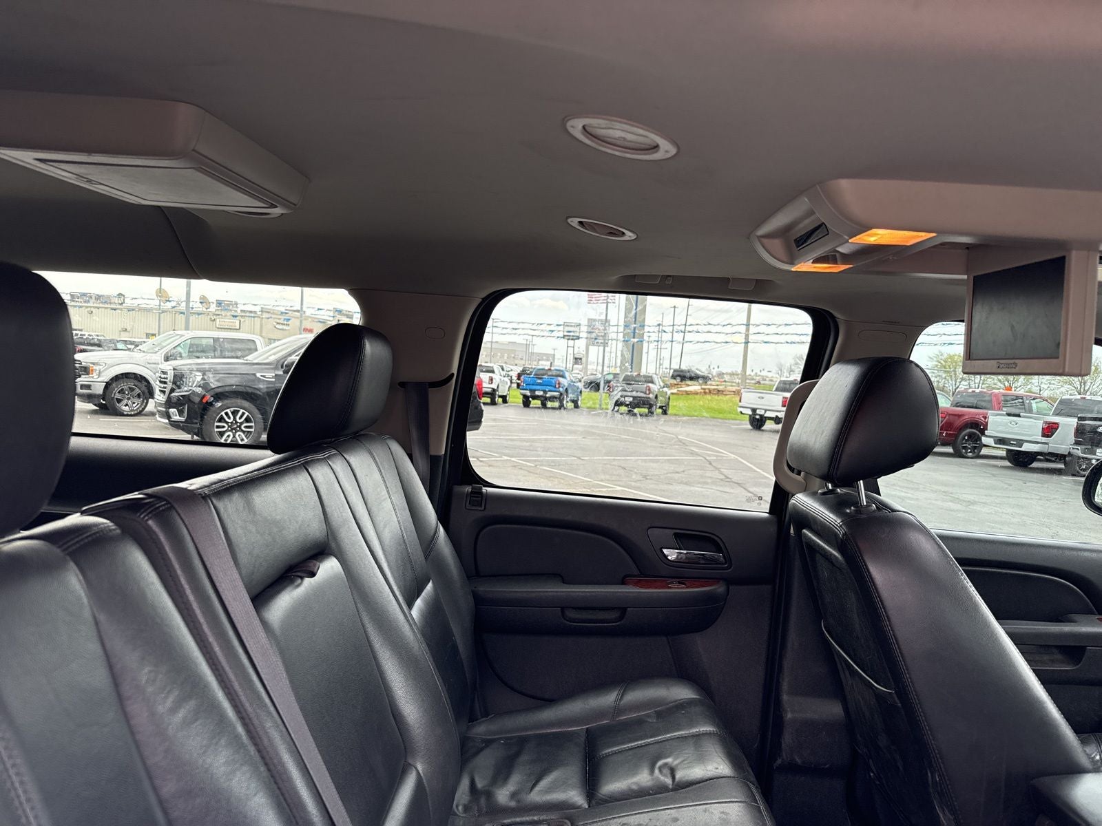 2014 Chevrolet Suburban 1500 LTZ