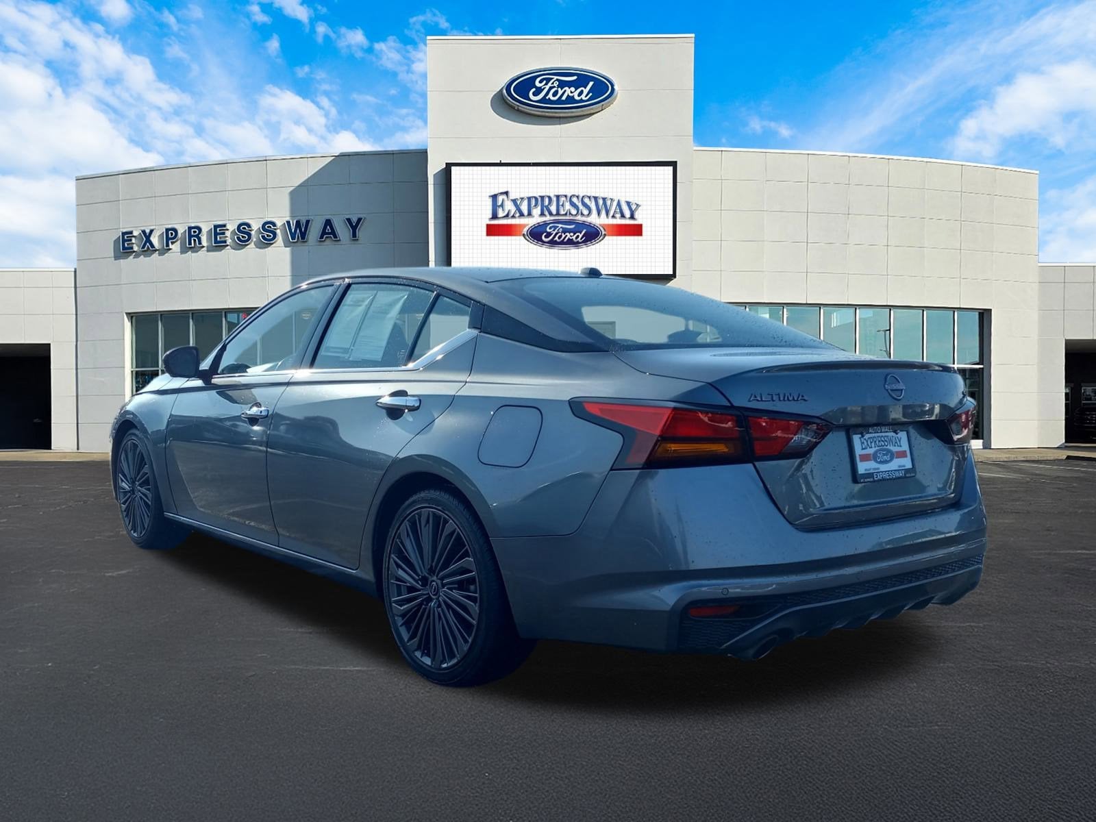 2023 Nissan Altima 2.5 SL