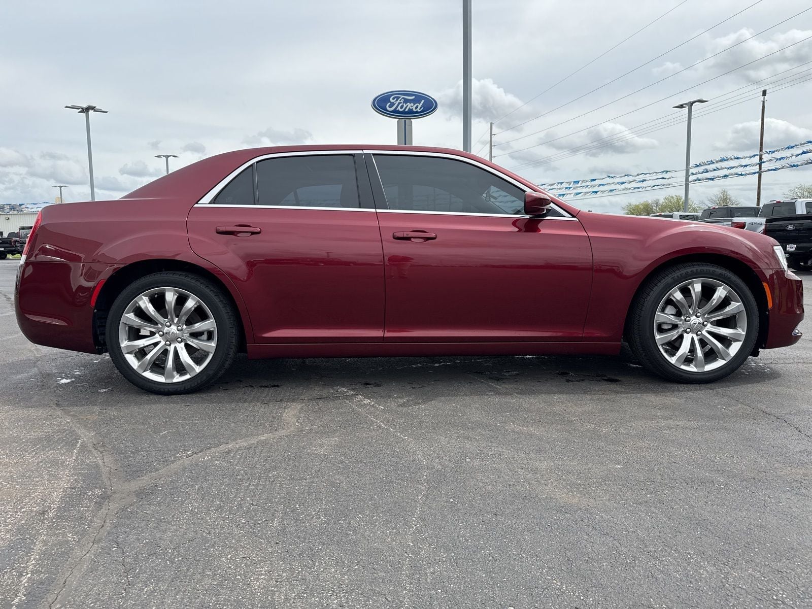 2018 Chrysler 300 Base